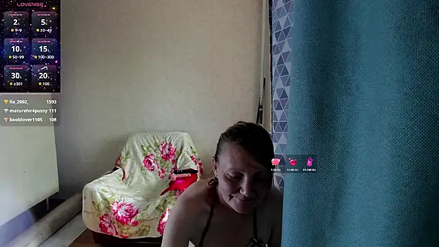 Snapshot of elis_gabbi chatting on July 1, 9:00 am elis gabbi online show from July 1, 9:00 am