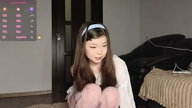 hoshina sayeri online show from April 20, 7:04 pm