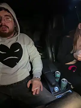 MrAndMrsSavage online show from December 18, 9:54 pm