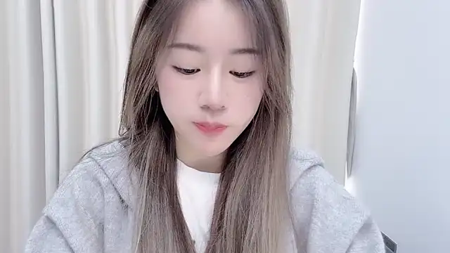 Snapshot of chloe-01 chatting on January 11, 4:16 am chloe-01 online show from January 11, 4:16 am