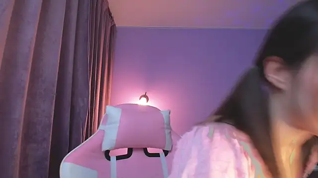 young belle  online show from January 6, 7:31 am