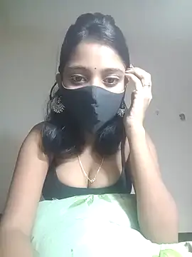 HotKhushi13 online show from December 10, 7:11 pm