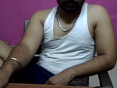 HotKhushi13 online show from July 26, 9:32 pm