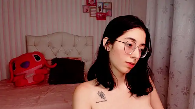 brooklove doll online show from January 22, 5:26 am