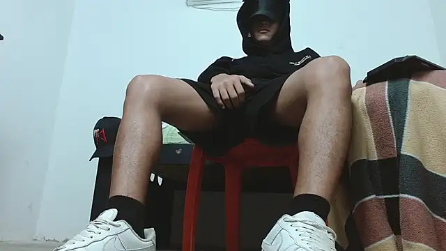 Macho Dom online show from April 6, 8:48 am