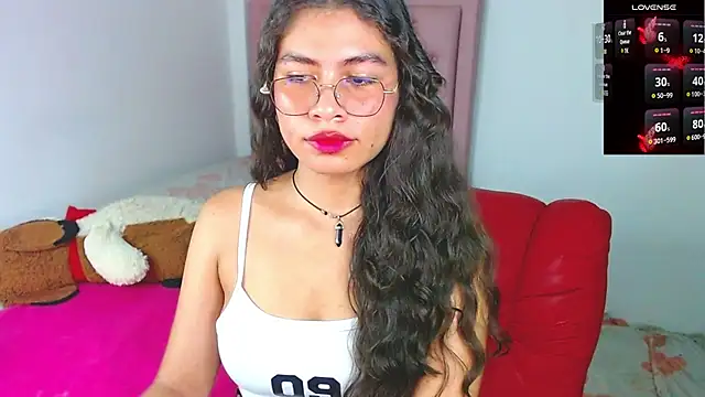 Snapshot of Cynthia_hazel chatting on December 11, 8:04 am Cynthia hazel online show from December 11, 8:04 am