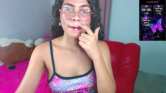 Snapshot of Cynthia_hazel chatting on March 11, 4:43 am Cynthia hazel online show from March 11, 4:43 am