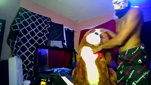 HilariousBrain9 online show from September 20, 4:13 am