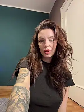 the perfectgirl online show from February 16, 6:26 pm