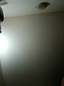 Virgin Pussy Love online show from April 20, 8:43 pm