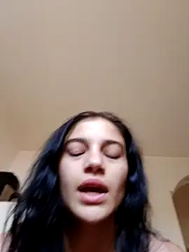 Virgin Pussy Love online show from June 25, 1:59 pm