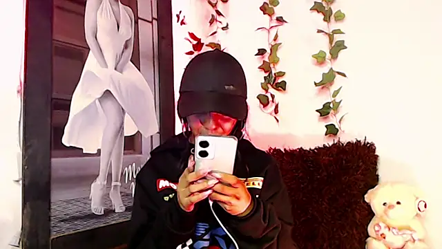 sofi soft  online show from January 4, 2:14 am