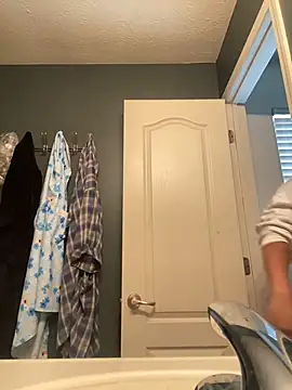 Snapshot of Ectorius chatting on February 10, 2:43 pm Ectorius online show from February 10, 2:43 pm