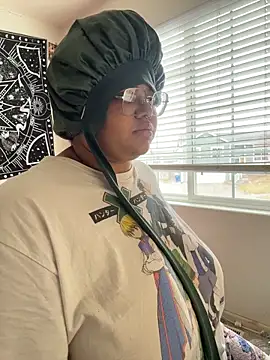 Snapshot of Ectorius chatting on March 4, 4:02 pm Ectorius online show from March 4, 4:02 pm