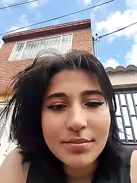 Snapshot of Pauilina chatting on December 9, 2:06 pm Pauilina online show from December 9, 2:06 pm