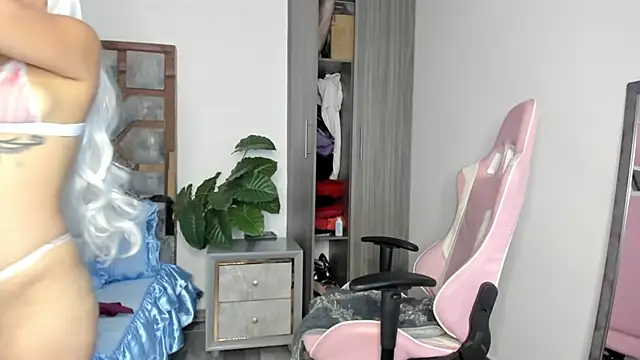 Snapshot of BRITHANY_SPARK chatting on January 30, 7:48 pm BRITHANY SPARK online show from January 30, 7:48 pm