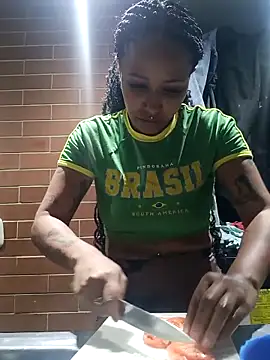 Snapshot of devi_black13_ chatting on February 27, 1:27 am devi black13  online show from February 27, 1:27 am