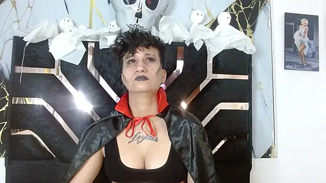 Snapshot of Im_Milan_Rs chatting on October 28, 4:05 am Im Milan Rs online show from October 28, 4:05 am