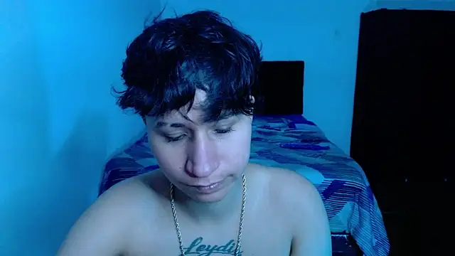 Snapshot of Im_Milan_Rs chatting on June 11, 1:49 am Im Milan Rs online show from June 11, 1:49 am