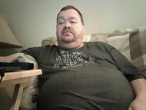 Snapshot of hitman_35 chatting on November 18, 5:23 am hitman 35 online show from November 18, 5:23 am