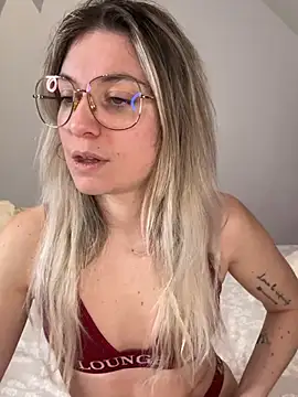 carlaaa online show from February 16, 9:55 pm