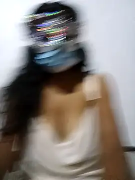 Snapshot of Amaaya_Baby chatting on January 29, 1:27 am Amaaya Baby online show from January 29, 1:27 am