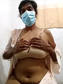 Snapshot of Amaaya_Baby chatting on February 8, 2:36 am Amaaya Baby online show from February 8, 2:36 am