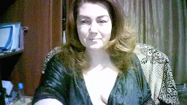 Madame-Butterfly online show from November 2, 10:45 pm