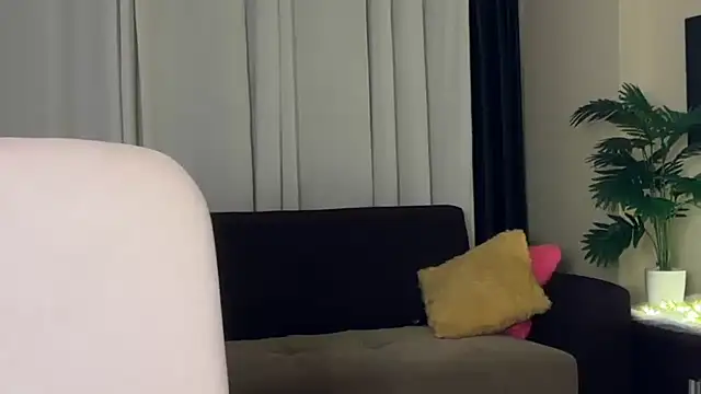 Snapshot of sexy_m23 chatting on October 11, 5:33 pm sexy m23 online show from October 11, 5:33 pm