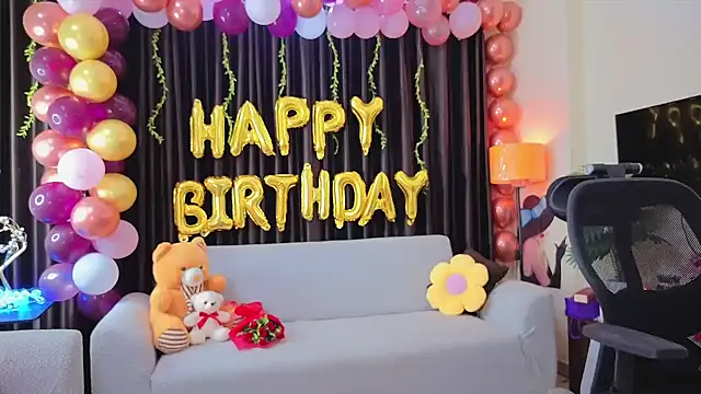 sexy m23 online show from May 6, 6:46 pm