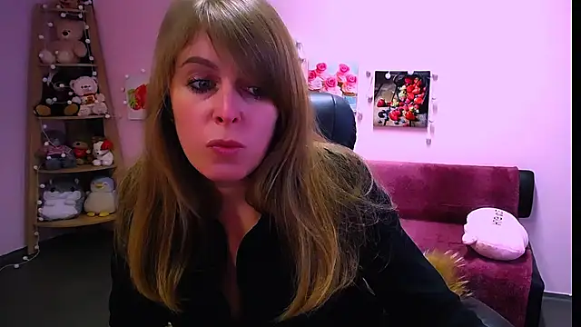 Hot Milady online show from February 12, 8:42 am