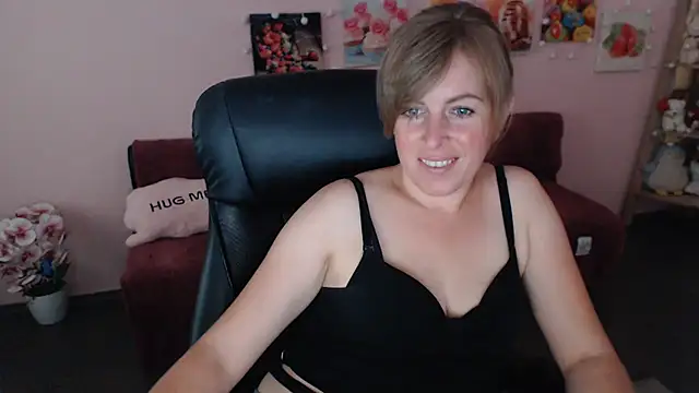 Hot Milady online show from June 30, 7:20 am