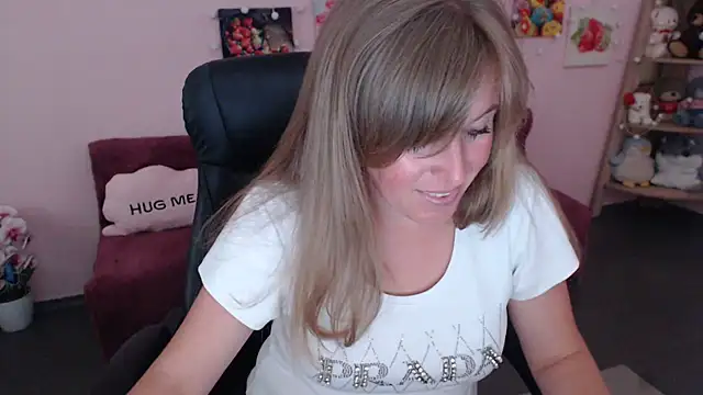 Hot Milady online show from July 1, 7:32 am