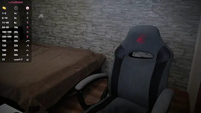 Snapshot of NicaMeow chatting on February 25, 8:58 am NicaMeow online show from February 25, 8:58 am