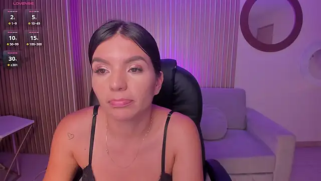 ValeriaRoldanX online show from January 25, 9:36 am