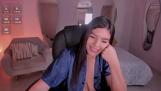 ValeriaRoldanX online show from February 12, 6:19 am