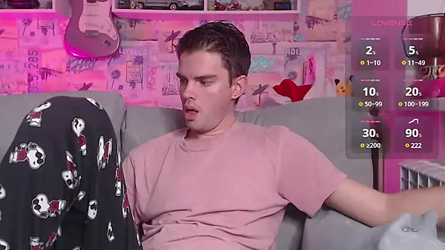 Snapshot of Mike_Burn chatting on December 28, 12:13 pm Mike Burn online show from December 28, 12:13 pm