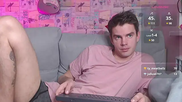 Snapshot of Mike_Burn chatting on January 3, 2:51 pm Mike Burn online show from January 3, 2:51 pm