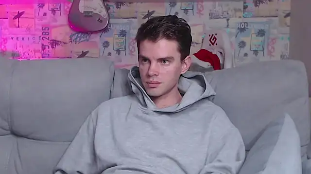 Snapshot of Mike_Burn chatting on January 11, 3:31 pm Mike Burn online show from January 11, 3:31 pm