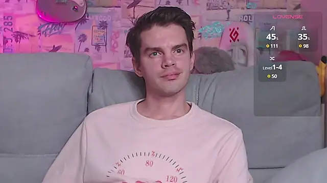 Snapshot of Mike_Burn chatting on February 1, 5:47 pm Mike Burn online show from February 1, 5:47 pm