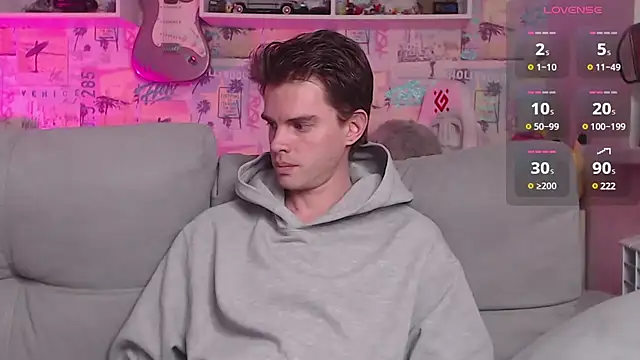 Snapshot of Mike_Burn chatting on February 9, 1:03 pm Mike Burn online show from February 9, 1:03 pm