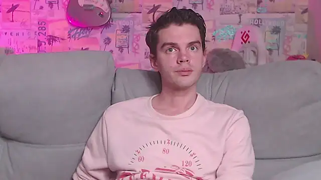 Snapshot of Mike_Burn chatting on February 12, 2:21 pm Mike Burn online show from February 12, 2:21 pm