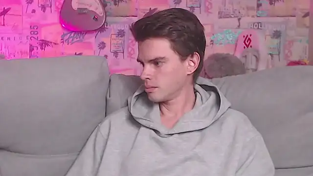 Snapshot of Mike_Burn chatting on February 13, 1:37 pm Mike Burn online show from February 13, 1:37 pm