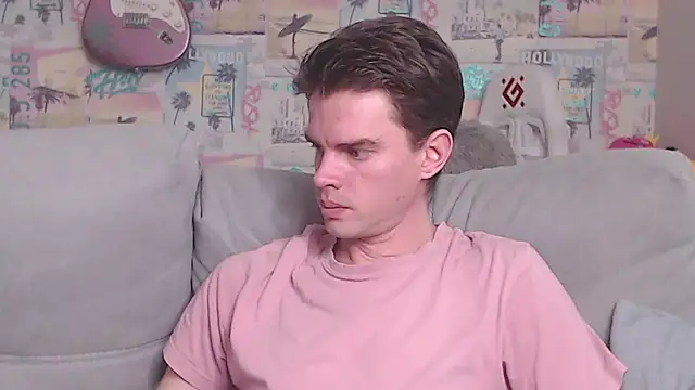 Snapshot of Mike_Burn chatting on February 16, 10:21 am Mike Burn online show from February 16, 10:21 am