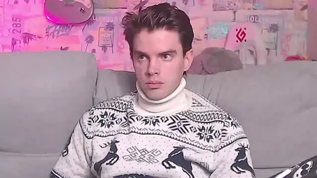 Snapshot of Mike_Burn chatting on February 23, 3:08 pm Mike Burn online show from February 23, 3:08 pm