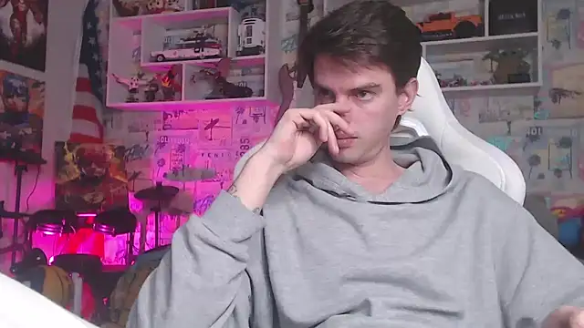 Snapshot of Mike_Burn chatting on February 26, 2:46 pm Mike Burn online show from February 26, 2:46 pm