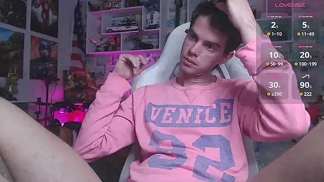 Snapshot of Mike_Burn chatting on February 28, 12:31 pm Mike Burn online show from February 28, 12:31 pm