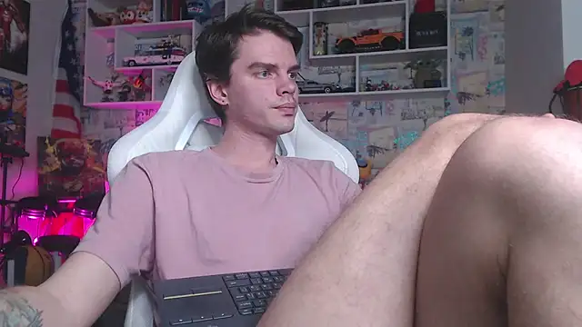 Snapshot of Mike_Burn chatting on March 4, 2:10 pm Mike Burn online show from March 4, 2:10 pm