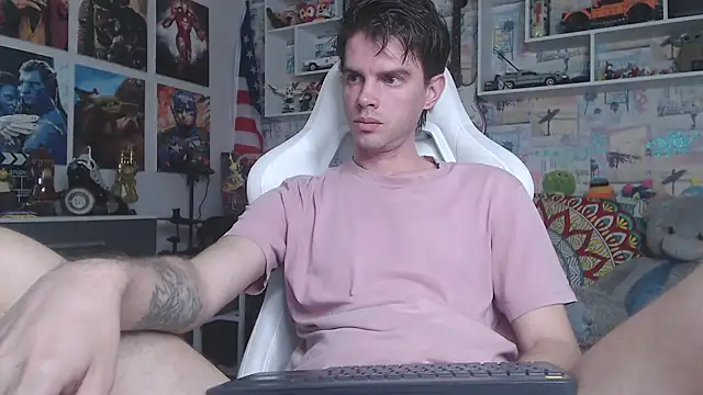 Snapshot of Mike_Burn chatting on March 11, 10:29 am Mike Burn online show from March 11, 10:29 am