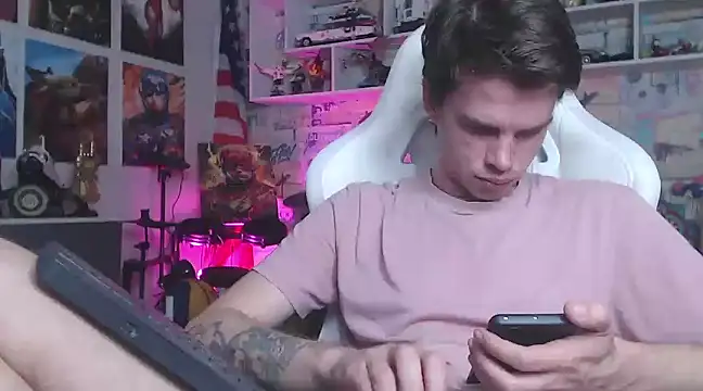 Snapshot of Mike_Burn chatting on March 11, 4:40 pm Mike Burn online show from March 11, 4:40 pm